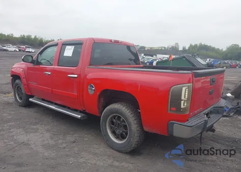 2007 Chevrolet Silverado K1500 Crew Cab из США, поврежденный, VIN 2GCEK13M771670857